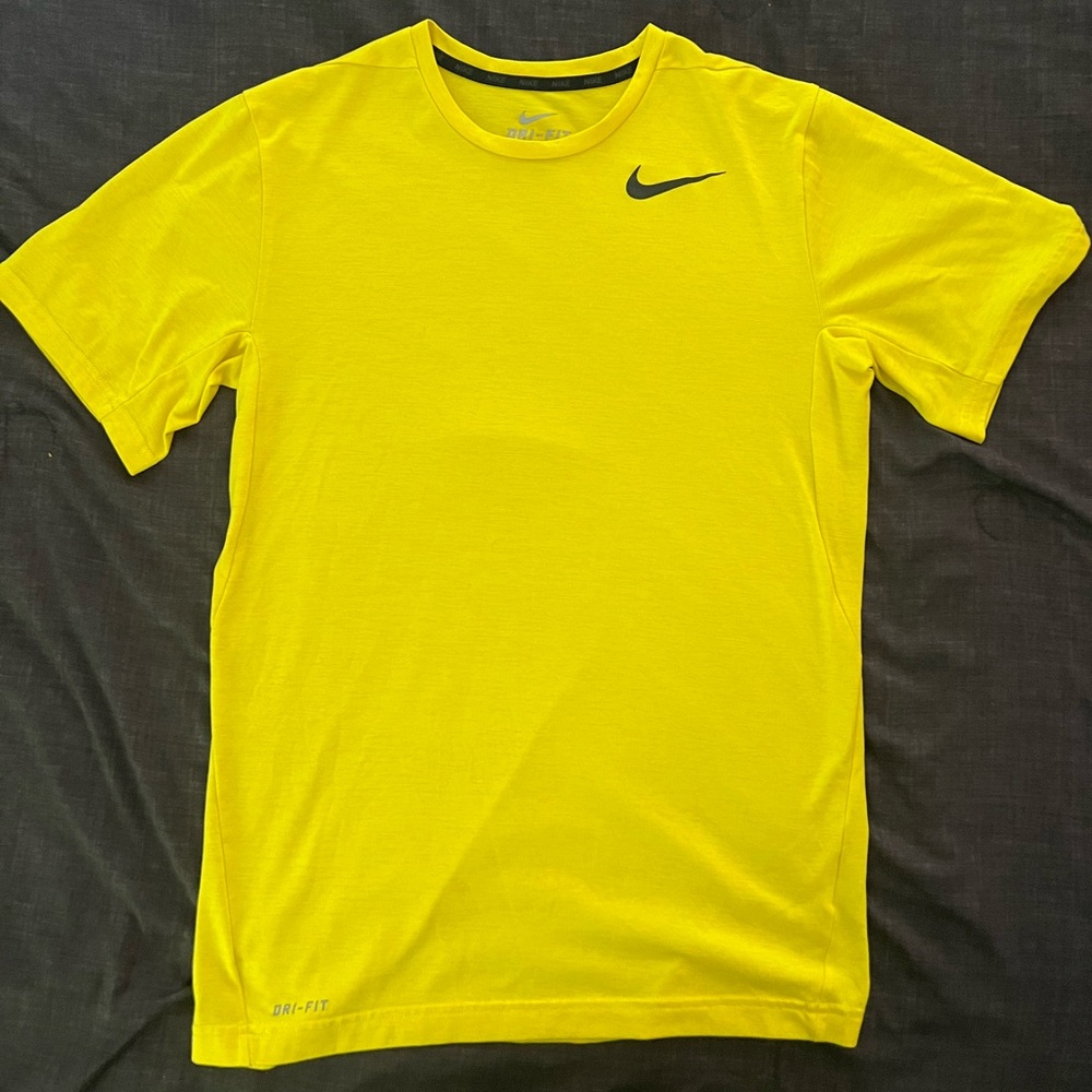 Yellow Nike dry-fit T-shirt